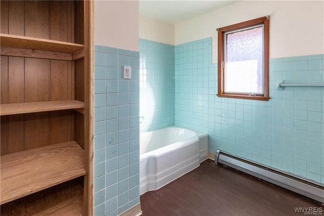 2494 Forest Avenue, Niagara Falls, NY 14301