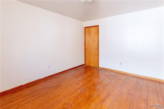 2494 Forest Avenue, Niagara Falls, NY 14301