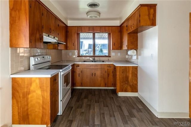 2494 Forest Avenue, Niagara Falls, NY 14301