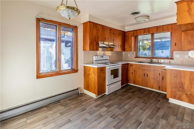 2494 Forest Avenue, Niagara Falls, NY 14301