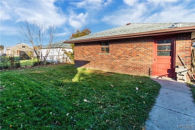 2494 Forest Avenue, Niagara Falls, NY 14301