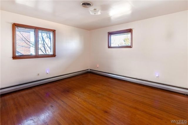 2494 Forest Avenue, Niagara Falls, NY 14301