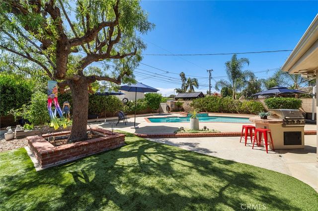 9690 Dove Circle, Fountain Valley, CA 92708