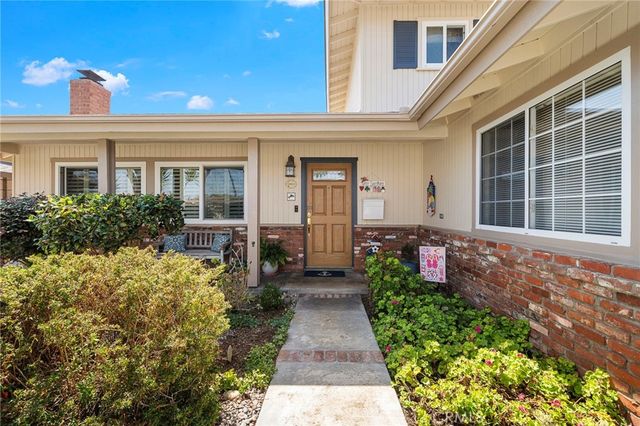 9690 Dove Circle, Fountain Valley, CA 92708