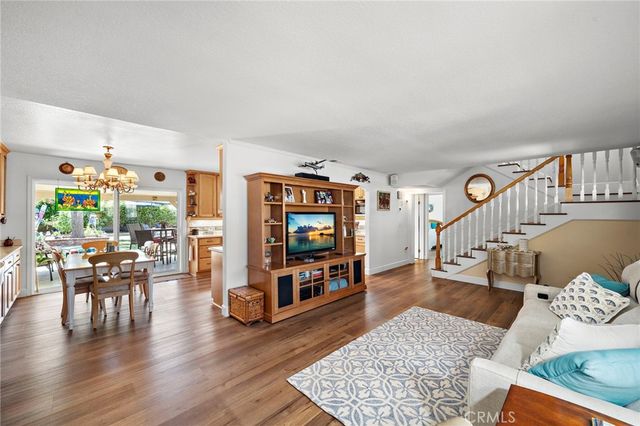 9690 Dove Circle, Fountain Valley, CA 92708