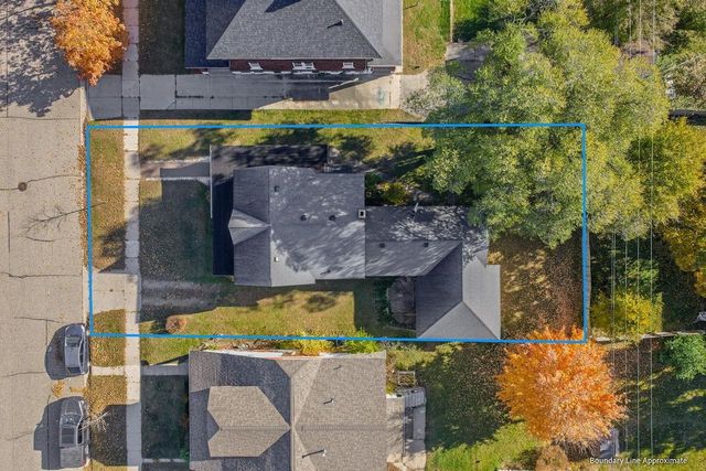 312 W Emmett Street, Portage, WI 53901