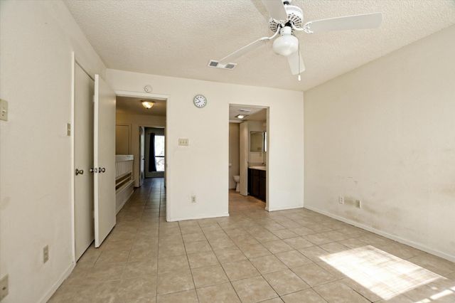 2018 W Rundberg LN 18C, Austin, TX 78758