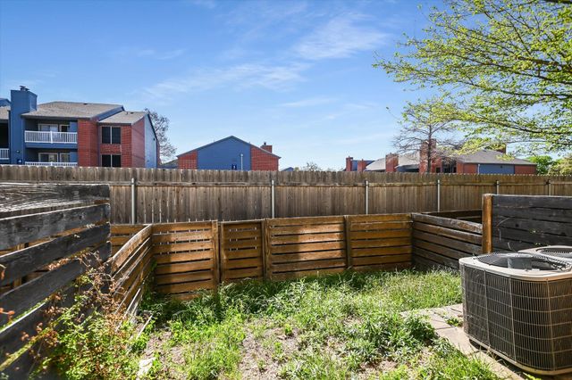 2018 W Rundberg LN 18C, Austin, TX 78758