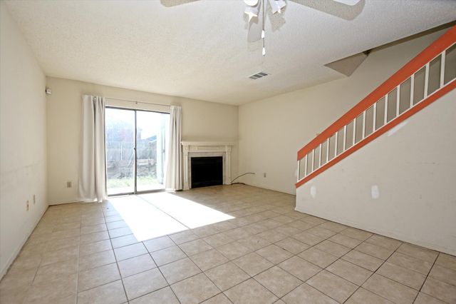 2018 W Rundberg LN 18C, Austin, TX 78758