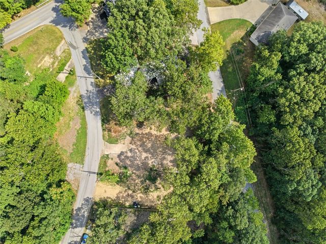 12 Pine Street, Bella Vista, AR 72714