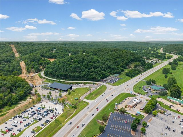 12 Pine Street, Bella Vista, AR 72714