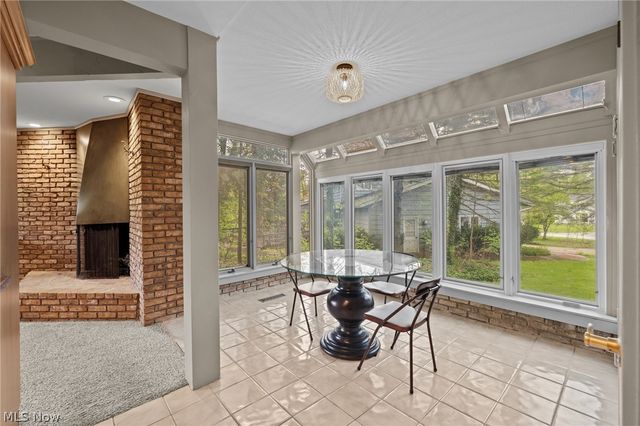 17571 Merry Oaks Trail, Chagrin Falls, OH 44023