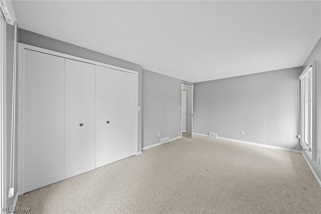 17571 Merry Oaks Trail, Chagrin Falls, OH 44023