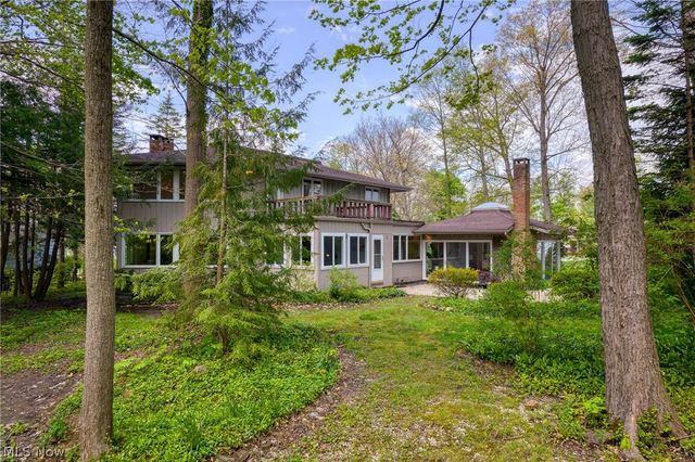 17571 Merry Oaks Trail, Chagrin Falls, OH 44023