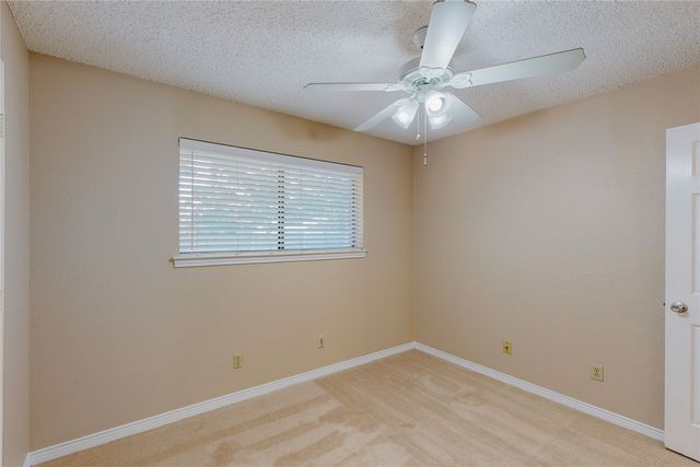 1912 N Irving Heights Drive, Irving, TX 75061