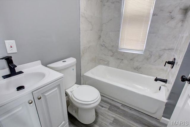 2733 Shenandoah Avenue, St Louis, MO 63104