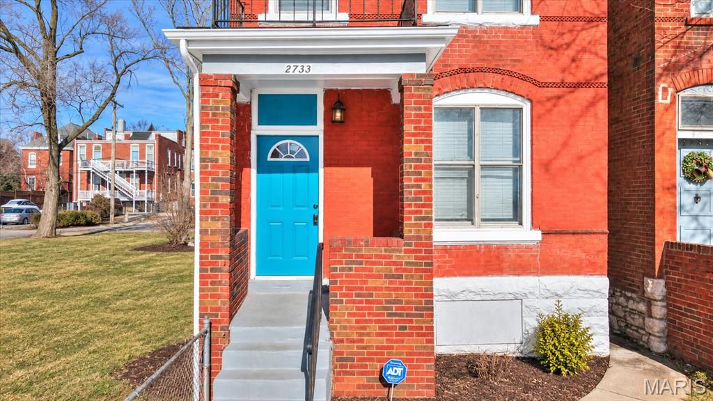 2733 Shenandoah Avenue, St Louis, MO 63104