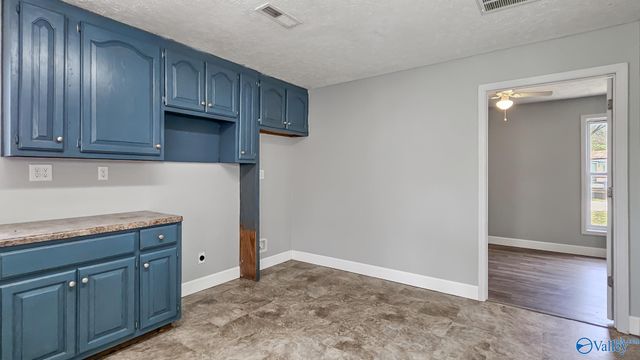 18310 Baker Hill Road, Athens, AL 35611
