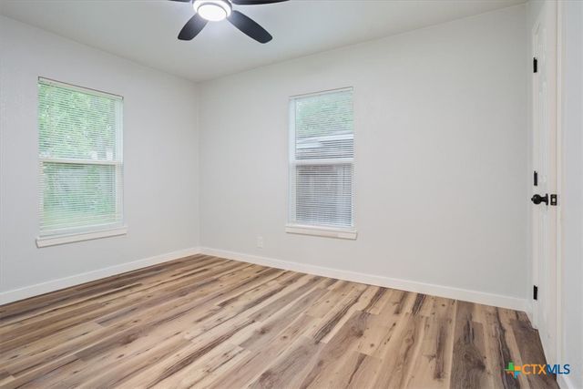 1412 E Avenue D, Temple, TX 76501