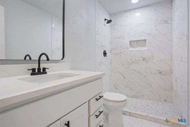 1412 E Avenue D, Temple, TX 76501