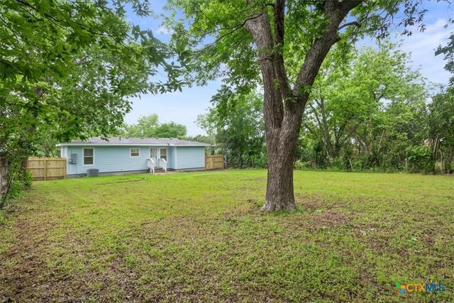 1412 E Avenue D, Temple, TX 76501