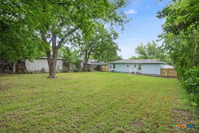 1412 E Avenue D, Temple, TX 76501
