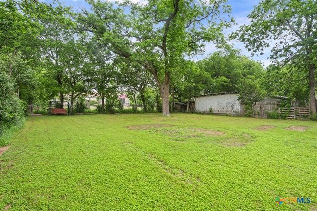 1412 E Avenue D, Temple, TX 76501