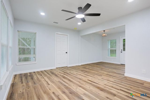 1412 E Avenue D, Temple, TX 76501