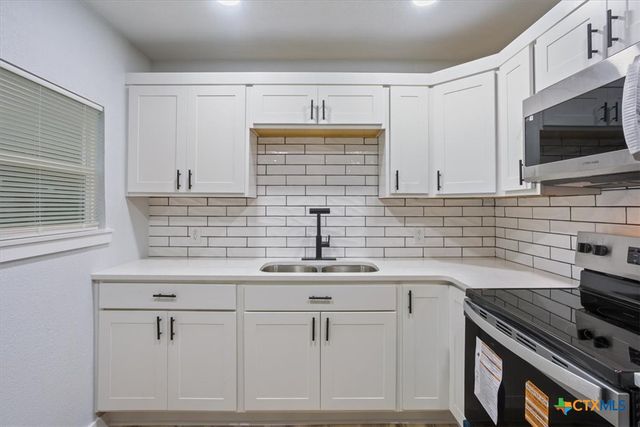 1412 E Avenue D, Temple, TX 76501