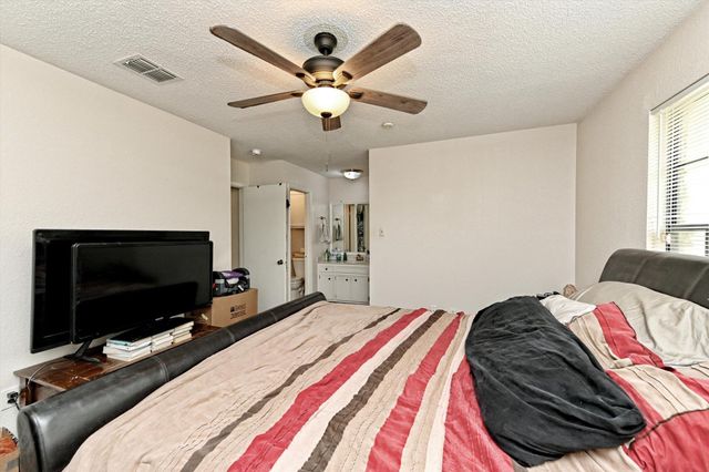 1306 Daytona DR, Austin, TX 78733
