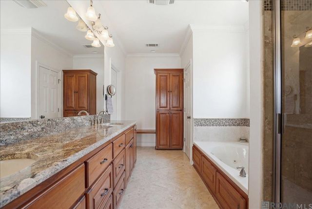 11867 Home Port Dr, Maurepas, LA 70449