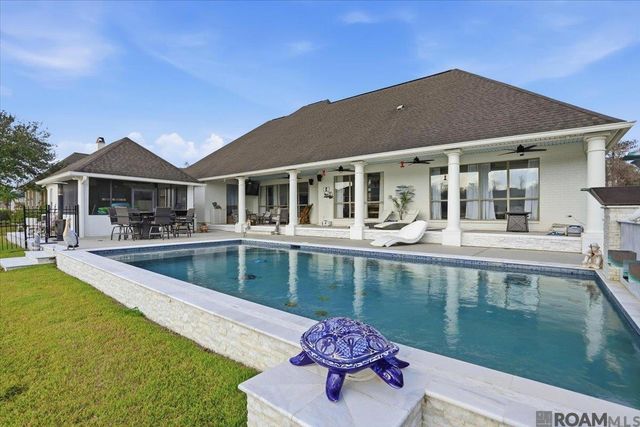 11867 Home Port Dr, Maurepas, LA 70449