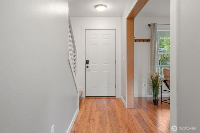 22085 Seavista Drive NE, Poulsbo, WA 98370