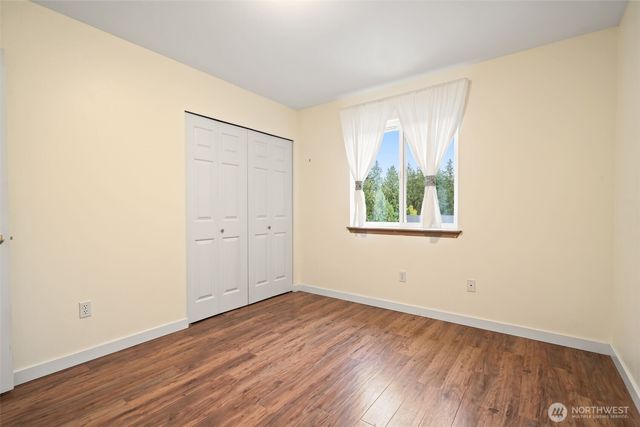 22085 Seavista Drive NE, Poulsbo, WA 98370