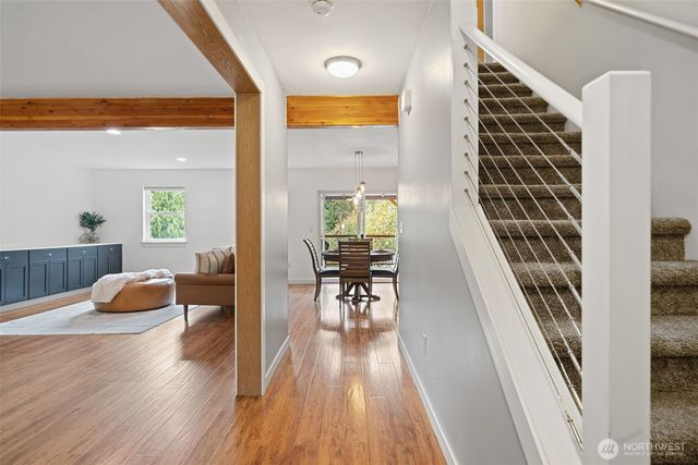 22085 Seavista Drive NE, Poulsbo, WA 98370