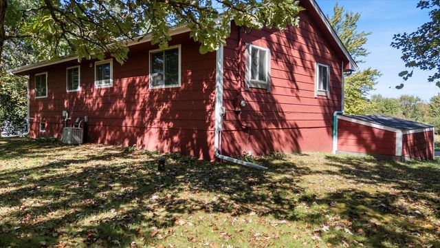 8536 241st Avenue NE, Stacy, MN 55079