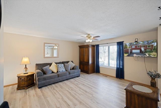 8536 241st Avenue NE, Stacy, MN 55079