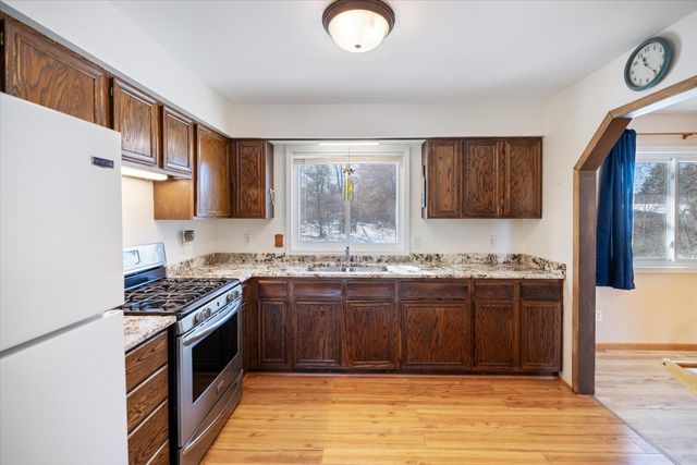 8536 241st Avenue NE, Stacy, MN 55079