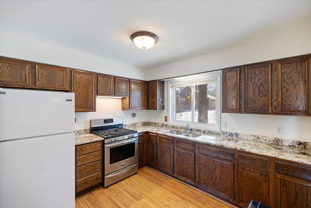 8536 241st Avenue NE, Stacy, MN 55079