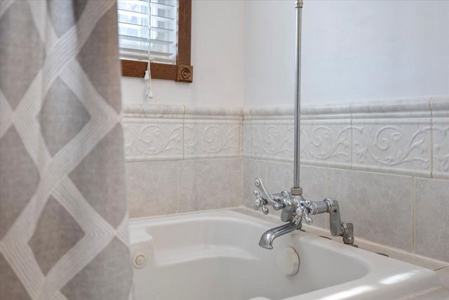 8536 241st Avenue NE, Stacy, MN 55079