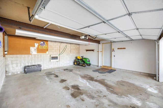 8536 241st Avenue NE, Stacy, MN 55079