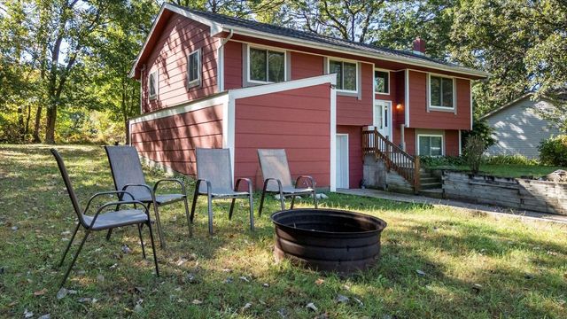 8536 241st Avenue NE, Stacy, MN 55079