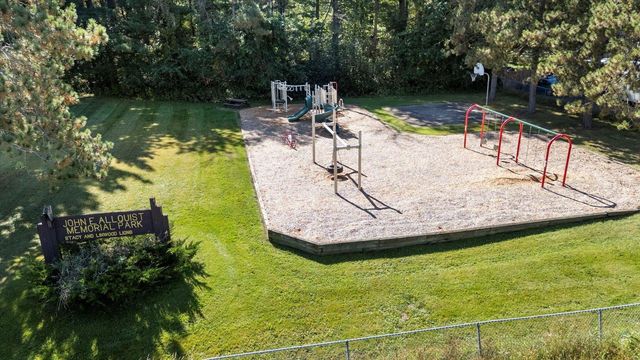 8536 241st Avenue NE, Stacy, MN 55079