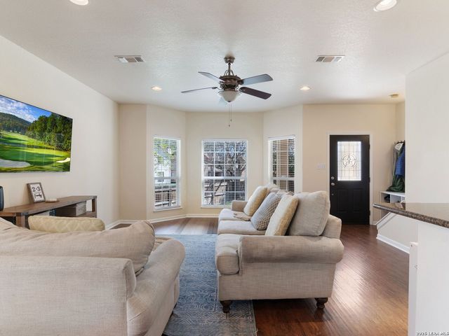 11917 FLAME TREE COVE, San Antonio, TX 78213