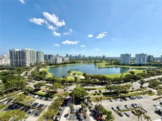 3701 N Country Club Drive 2205, Aventura, FL 33180