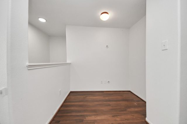 5922 Hollister Cole, Houston, TX 77040