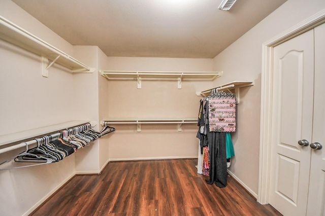 5922 Hollister Cole, Houston, TX 77040
