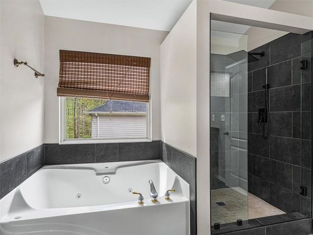 5692 Baffin, Atlanta, GA 30349