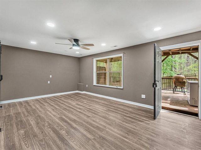 5692 Baffin, Atlanta, GA 30349