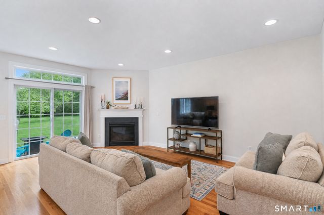 34 Copper Square Drive 34, Bethel, CT 06801
